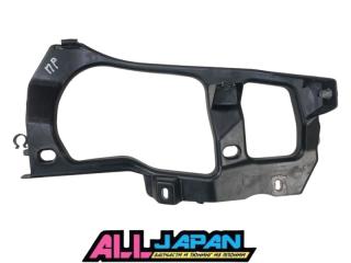 Запчасть крепление фары правое Volkswagen Touareg 2012