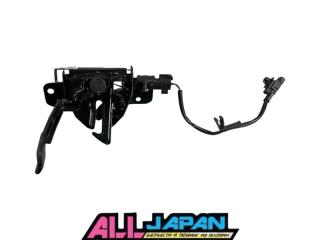 Запчасть замок капота KIA Sorento 2016