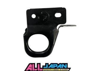 Запчасть крепление радиатора правое JEEP Cherokee 2014