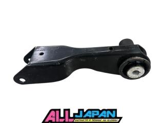 Запчасть рычаг подвески задний левый Land Rover Discovery Sport 2017