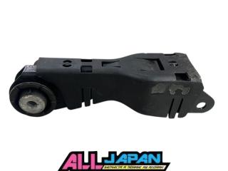 Запчасть рычаг подвески задний правый Land Rover Discovery Sport 2017