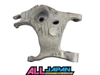 Запчасть рычаг подвески задний левый Land Rover Discovery Sport 2017