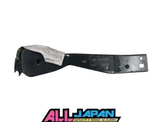 Запчасть кронштейн балки задний правый Land Rover Discovery Sport 2017