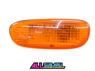 Поворотник в крыло передний левый Subaru Impreza WRX STI 1999