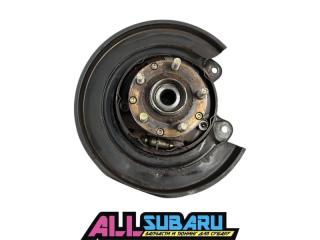 Кулак задний левый Subaru Impreza WRX 2004