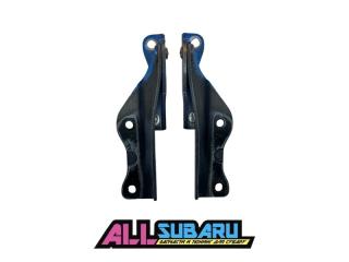 Петля капота Subaru Impreza WRX 2005