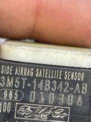 Датчик AIR BAG 1 3 2002-2009 BK