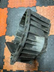 Крышка корпуса кпп Audi A4 2000-2004