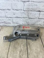 Кронштейн двигателя VW Golf V 2003-2009 контрактная Кронштейн двигателя VW Golf V 2003-2009