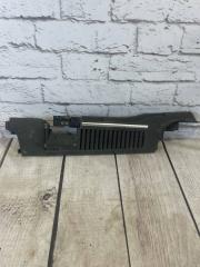 Запчасть направляющая шторок Land Rover Range Rover 3 2005-2010
