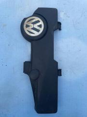 Накладка двигателя декоративная VW Touareg 1 2002-2007