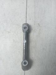 Фото запчасти кронштейн VW Passat 2005-2010 контрактная запчасть Запчасть кронштейн VW Passat 2005-2010