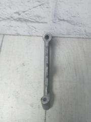 Фото запчасти кронштейн VW Passat 2005-2010 контрактная запчасть Запчасть кронштейн VW Passat 2005-2010