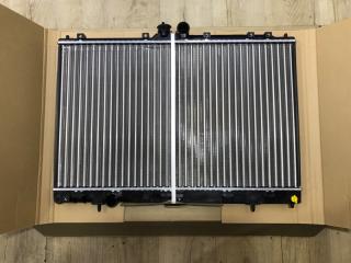 Радиатор охлаждения Mitsubishi Outlander 1 2.0-2.4