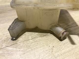 Бачок расширительный Focus 2008 2 1.6 SHDA