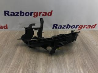 Кронштейн фары левый Audi A4 2008