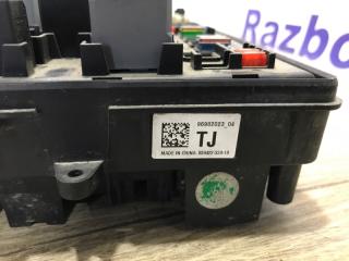 Блок предохранителей подкапотный Cruze 2010 J300 1.8 F18D4 Блок предохранителей подкапотный Cruze 2010 J300 1.8 F18D4