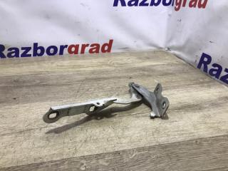 Запчасть петля капота левая Chevrolet Cruze 2011