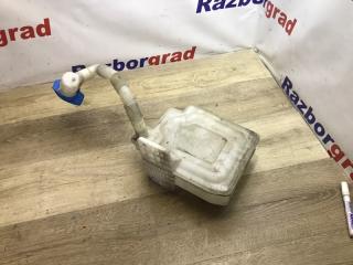 Бачок омывателя Volkswagen Golf 2010