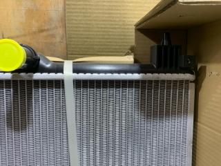 Радиатор охлаждения Suzuki Solio/Ignis