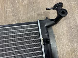 Радиатор охлаждения Corolla E120/Avensis T250 02-08 1.4-1.8 MT