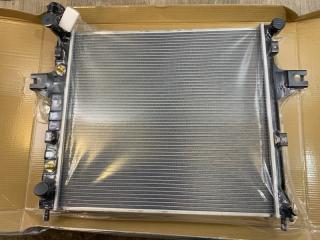 Фото запчасти радиатор охлаждения Jeep Grand Cherokee 99-05 новая запчасть Запчасть радиатор охлаждения Jeep Grand Cherokee 99-05