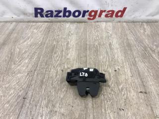 Фото запчасти замок багажника Peugeot 308 2010 контрактная запчасть Запчасть замок багажника Peugeot 308 2010