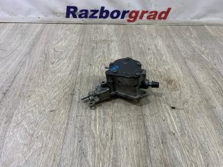 Насос вакуумный Volkswagen Transporter 2008