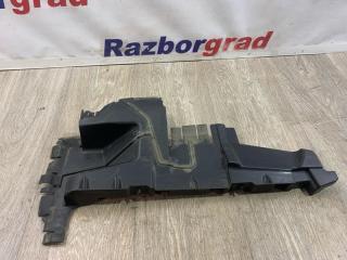 Запчасть дефлектор радиатора левый Peugeot 3008 2010