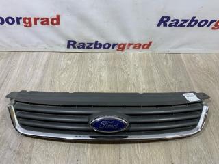 Решетка радиатора Ford Kuga 2012