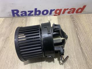 Запчасть моторчик печки Peugeot 308 2010