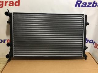 Радиатор охлаждения Volkswagen Jetta
