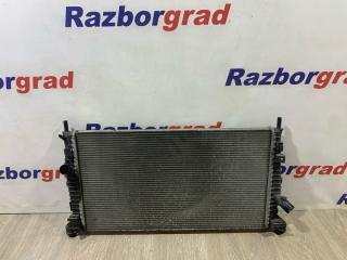 Радиатор охлаждения Volvo S40