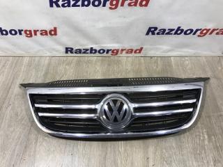 Решетка радиатора Volkswagen Tiguan 2011