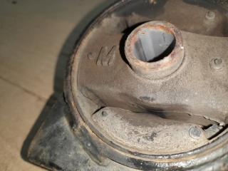 Подушка двигателя передняя MITSUBISHI OUTLANDER CW5W 4B12 MN101386 5 ракурс Подушка двигателя передняя MITSUBISHI OUTLANDER CW5W 4B12 MN101386 5 ракурс