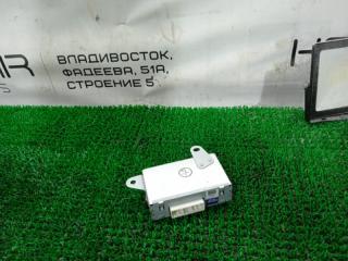 Блок круиз-контроля TOYOTA CROWN MAJESTA UZS186 3UZ-FE 88240-30430 1 ракурс Блок круиз-контроля TOYOTA CROWN MAJESTA UZS186 3UZ-FE 88240-30430 1 ракурс