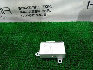 Блок круиз-контроля TOYOTA CROWN MAJESTA UZS186 3UZ-FE 88240-30430 2 ракурс Блок круиз-контроля TOYOTA CROWN MAJESTA UZS186 3UZ-FE 88240-30430 2 ракурс