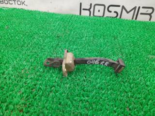 Запчасть ограничитель двери задний правый MITSUBISHI Galant 1998