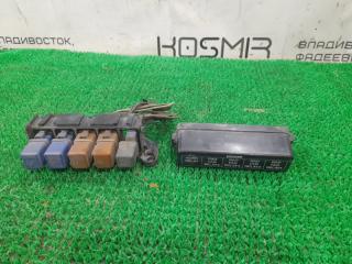 Блок реле NISSAN Serena 1992 Б/У Блок реле NISSAN Serena 1992