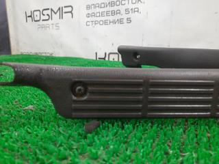 Накладка на порог передняя TOYOTA HIACE KZH106W 1KZ-TE 67910-26020-E0 4 ракурс