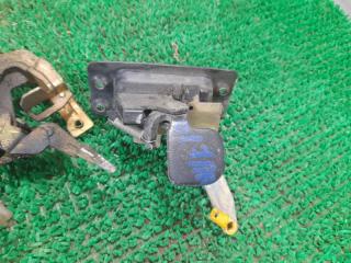 Замок двери задний правый Prairie 1993 HNM11 KA24E