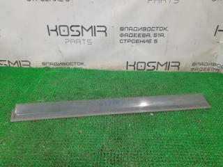 Ветровик задний левый NISSAN Prairie 1993