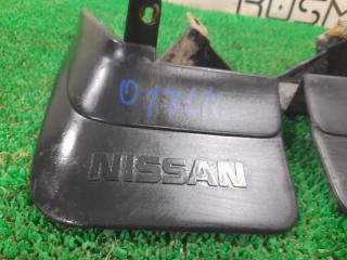 Брызговик задний NISSAN Prairie HNM11 KA24E 7881030R00 2 ракурс