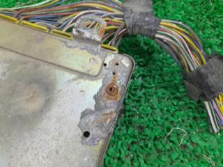 Блок управления двс MITSUBISHI Mirage CK2A 4G15 md324010 5 ракурс