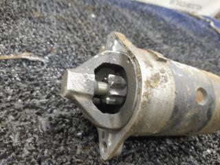 Стартер NISSAN CUBE AZ10 CGA3DE 2330041B71 2 ракурс
