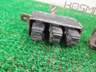 Блок реле MAZDA Bongo Friendee SGLR WLT S09G66750 2 ракурс