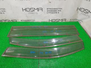 Ветровик Nissan Serena 2007