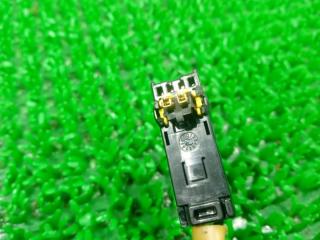 Шлейф лента Toyota Passo KGC30 1KR-FE 84306-B1010 3 ракурс