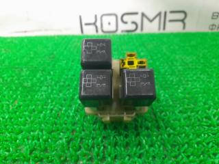 Блок реле TOYOTA Town Ace CR30G 2C-T 90987-02010 1 ракурс