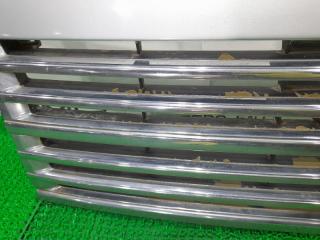 Решетка радиатора NISSAN Caravan ELGRAND ALE50 VG33E 62310VE000 2 ракурс